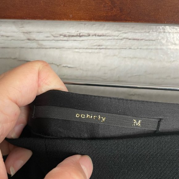 Ochirly black shorts size medium - Picture 7 of 11